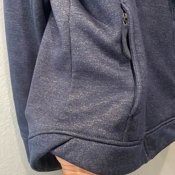 The North Face zip up fleece lined hooded jacket - Picture 5 of 8